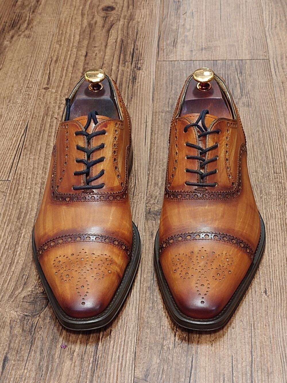 Magnanni Men’s Cap Toe 9M Tan Brown Burnished Leather Dress Shoes
